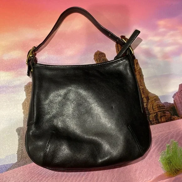 Made in USA - VTG Coach 9204 Court. - Picture 9 of 16